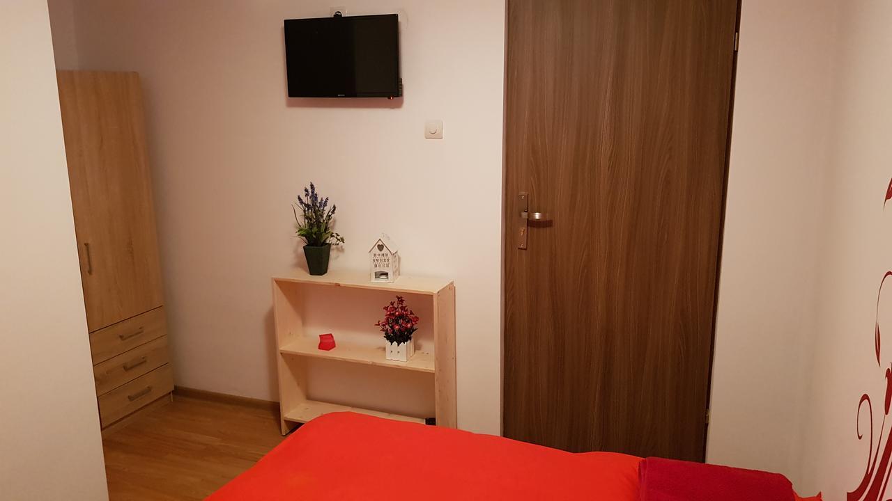 My Place - Cozy Rooms Sibiu Exteriör bild